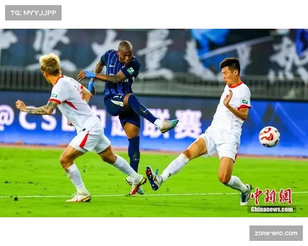 武汉三镇主场负于青岛海牛 保级球队展现顽强斗志
